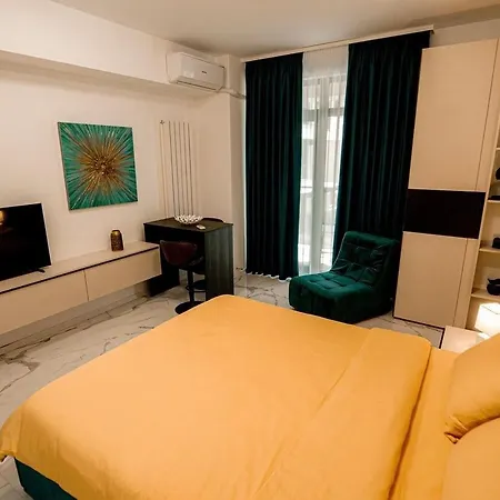 Rm.riviera2